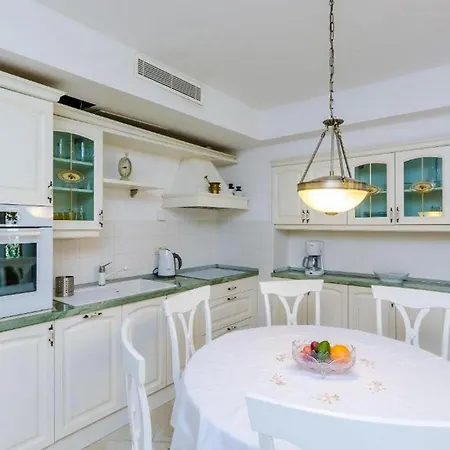 Villa Elegant Sea-view With Pool *