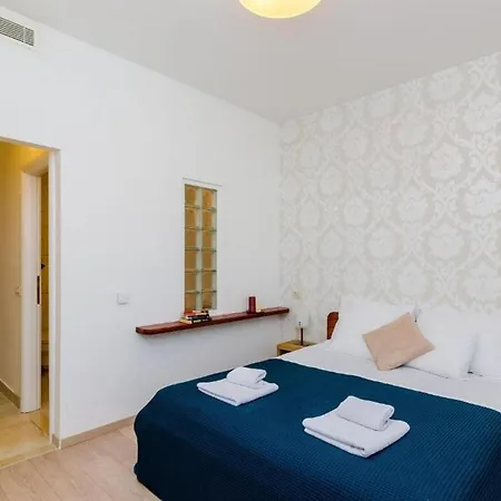 Villa Elegant Sea-view With Pool Mlini