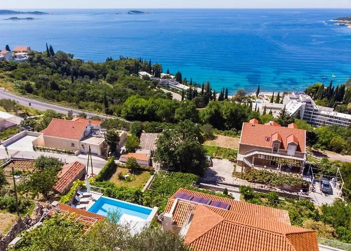 Elegant Sea-view With Pool Villa