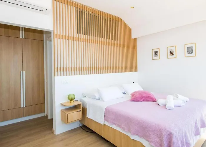 Elegant Sea-view With Pool Villa Mlini
