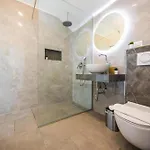 Elegant Sea-view With Pool Βίλα *