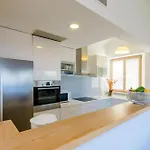 Elegant Sea-view With Pool Mlini