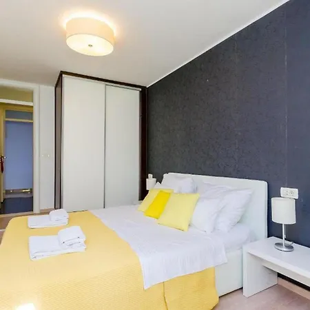 Elegant Sea-view With Pool Mlini